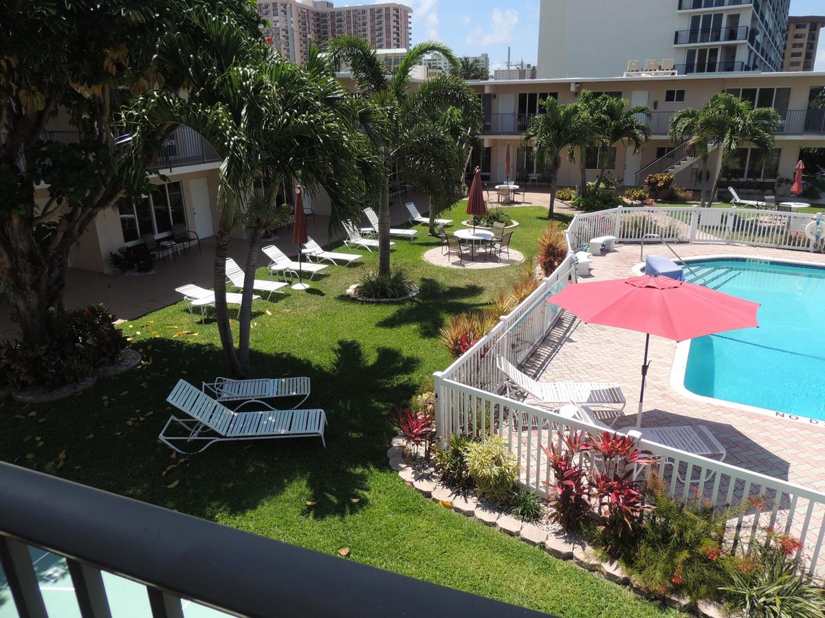 Aqua Mar Condos Pompano Beach Eksteriør billede