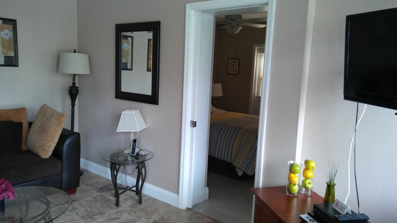 Aqua Mar Condos Pompano Beach Eksteriør billede