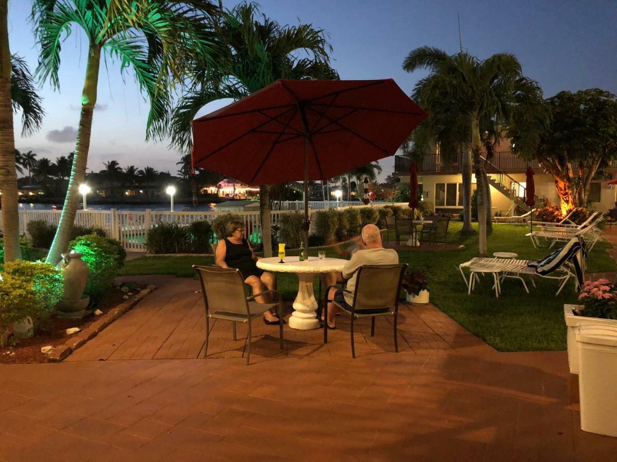 Aqua Mar Condos Pompano Beach Eksteriør billede