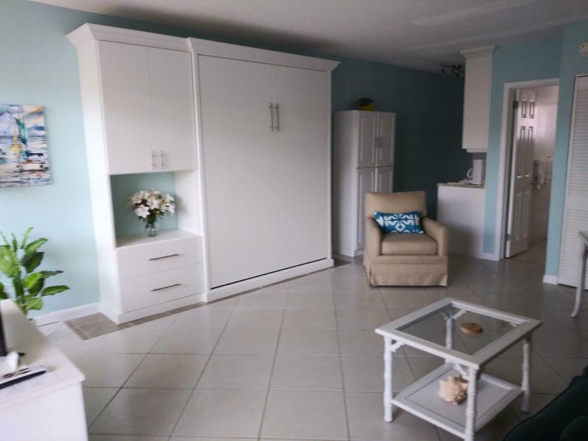 Aqua Mar Condos Pompano Beach Eksteriør billede