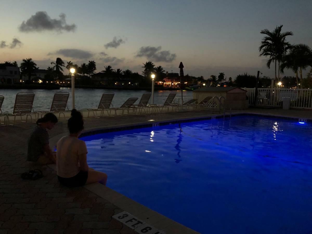 Aqua Mar Condos Pompano Beach Eksteriør billede