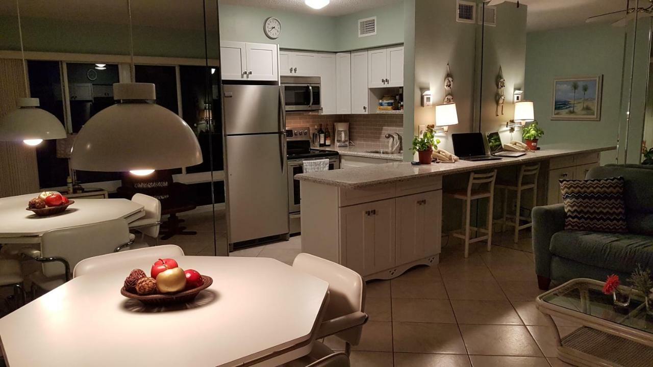 Aqua Mar Condos Pompano Beach Eksteriør billede